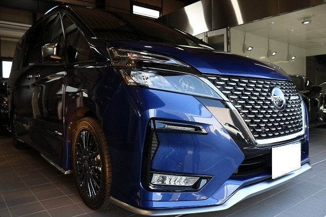 日産セレナにセラミックプロ9Hコーティングを施工いたしました★東京都足立区よりご来店のH様♩