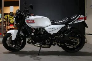 千葉県船橋市　ヤマハRZ250　バイクコーティング