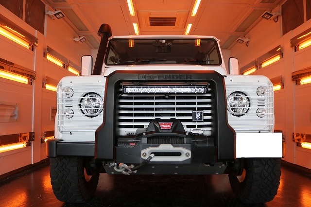 ランドローバーディフェンダーコーティング 遠赤外線ブースのご紹介♪千葉県より