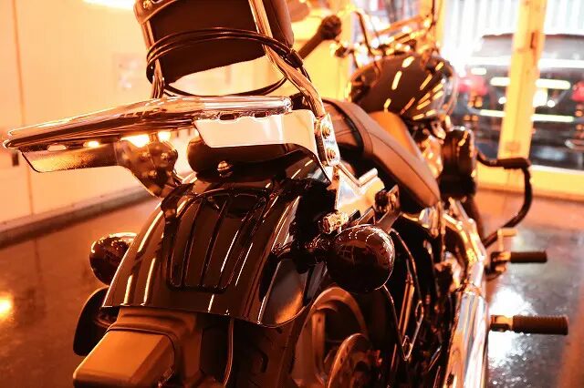 千葉県佐倉市よりお越しのO様のハーレーダビッドソンに【４層セラミックコーティング】