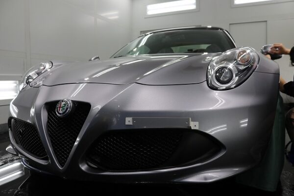 アルファロメオ4Cスパイダーにプロテクションフィルムの施工 - トータルカービューティIIC アルファロメオ4Cスパイダーにプロテクションフィルムの施工