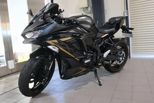 カワサキZX-25R バイクコーティング