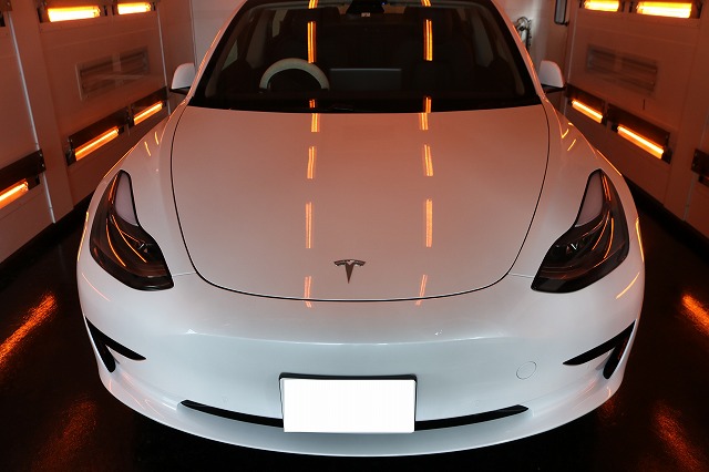 白のテスラモデル３にカーコーティング施工。千葉県松戸市よりお越しのお車に【G.Guard５層】