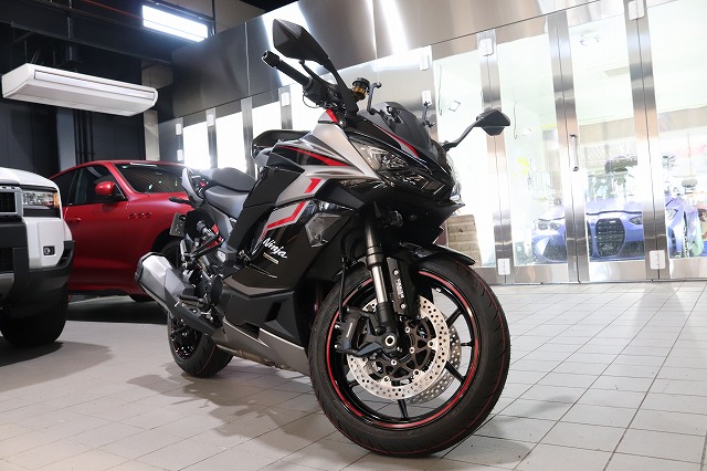 カワサキ Ninja1000にコーティング施工。千葉県千葉市よりお越しのバイクに【SystemX Pro】