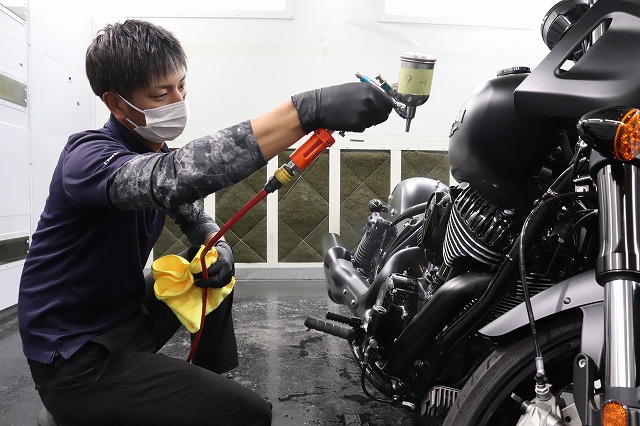 インディアン チーフダークホースにバイクコーティング