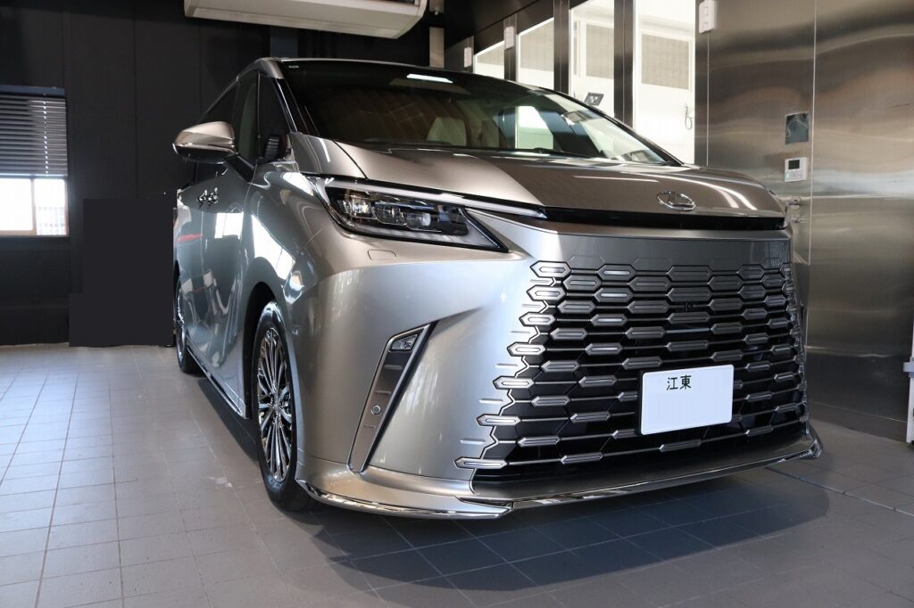 レクサスLMにカーコーティングの施工。東京都江東区よりお越しのお車に【SystemX Pro】