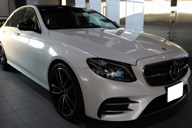 ベンツＣクラスカブリオレにセラミックプロ9Ｈコーティングを施工いたしました。東京都中央区のお客様です。