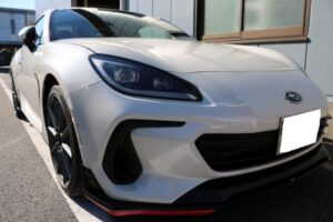 新車スバルBRZに輝きが続くセラミックプロ9Hコーティング施工♪東京都江東区より