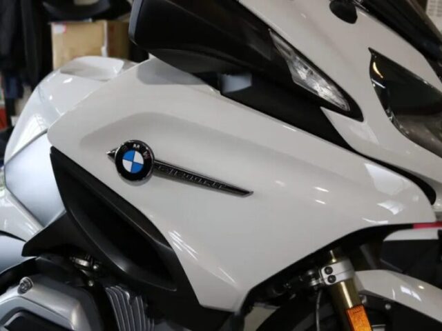 東京都より 新車ＢＭＷＲ1200ＲＴにバイクコーティング