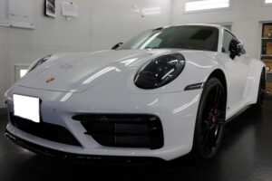 細かい傷が復元するセラミックコーティングをポルシェ911に施工♪東京都豊島区より