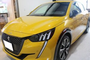 プジョー208GTラインにXPELプロテクションフィルムを施工
