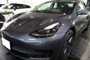 テスラモデル３に長期間キレイを維持するカーコーティング施工　東京都より