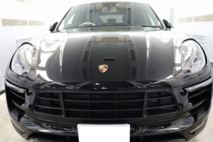 ポルシェマカンGTSに光沢が持続するセラミック製ガラスコーティングを施工させて頂きました！東京都板橋区よりご来店ありがとうございました！