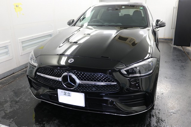 ベンツⅭ200にカーコーティング施工　東京都足立区より【Gガード】