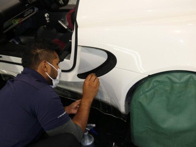 ロータスエリーゼにプロテクションフィルム施工