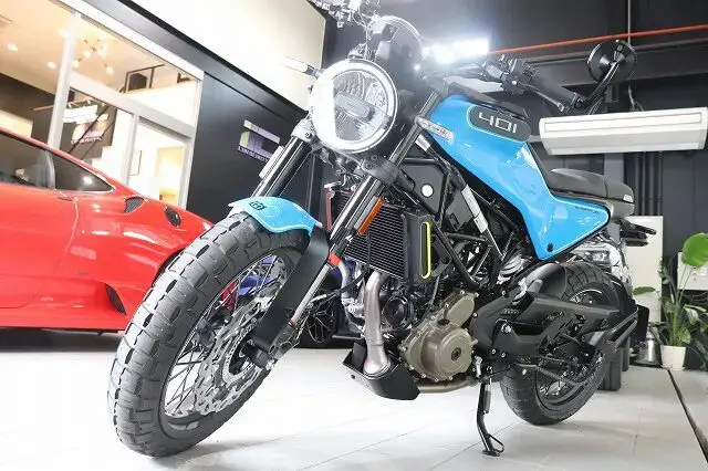 ハスクバーナ スヴァルトピレン401にバイクコーティング【System X