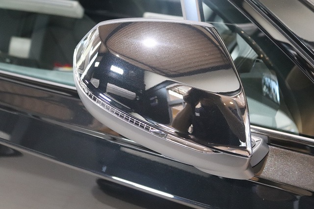アウディQ7 プロテクションフィルム施工完了