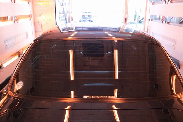 ジャガー カーコーティング 遠赤ブース2