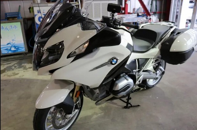 東京都より 新車ＢＭＷＲ1200ＲＴにバイクコーティング