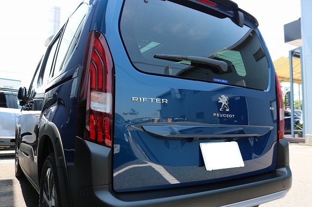 プジョーリフター カーコーティング 施工完了3