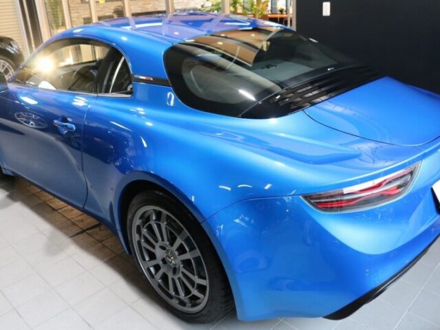 ルノーアルピーヌA110 カーコーティング 施工完了2