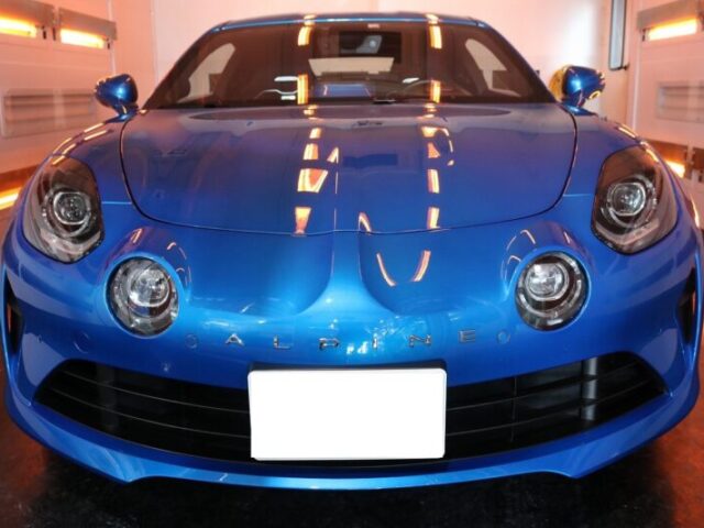 ルノーアルピーヌA110 カーコーティング 遠赤ブース2