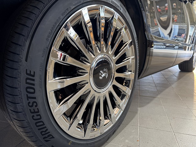 トヨタ センチュリー　三郷市　セラミックコーティング施工後　完成写真