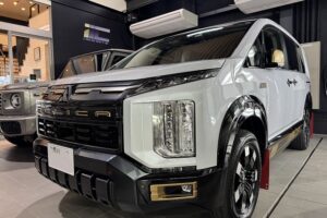 三菱 デリカD5　市川市　セラミックコーティング施工後　完成写真
