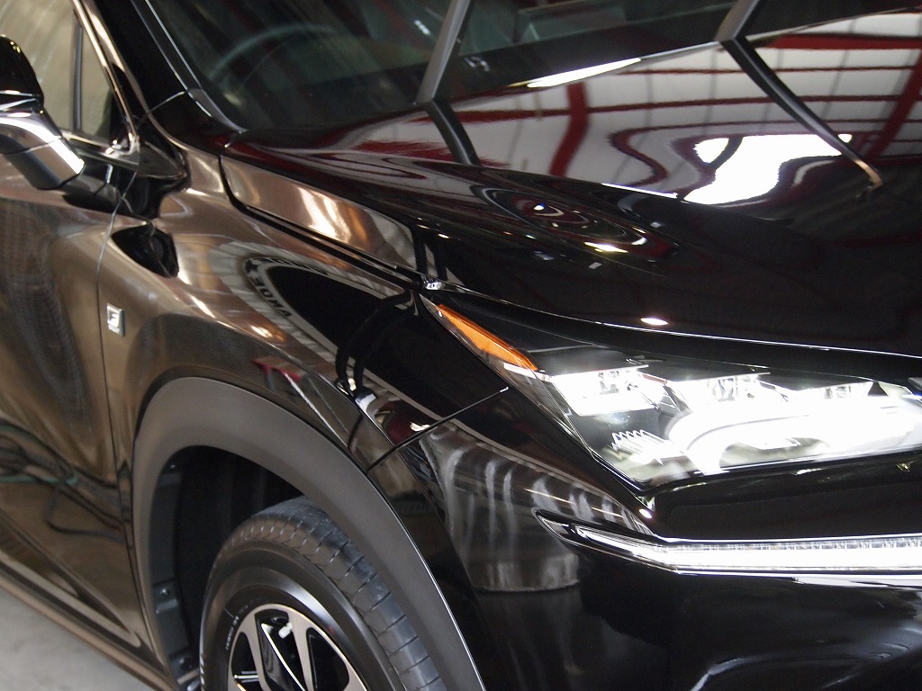 千葉県千葉市よりご来店のレクサスNXにCeramicPro9H1層コート+GOLDSETをご依頼頂きました。