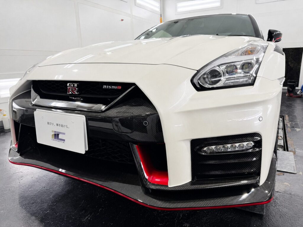 【GTR NISMO】白いボディを飛び石・小傷から守るXPELプロテクションフィルムフルセット施工（千葉県市川市）