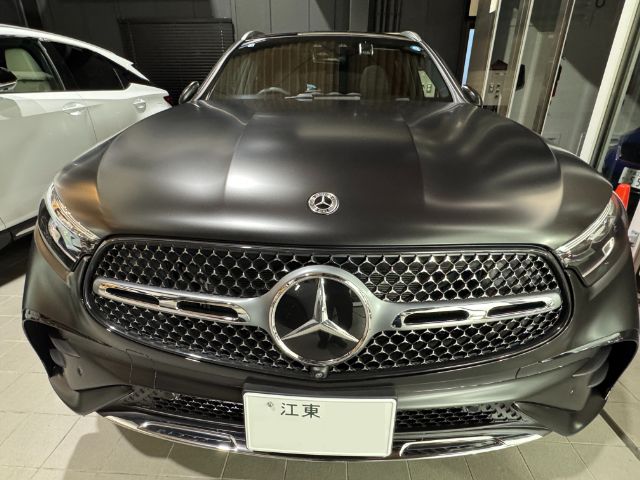 メルセデスベンツGLC220ｄにマットプロテクションフィルム施工後の写真　正面
