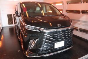 レクサスLM 遠赤外線ブース　強制乾燥