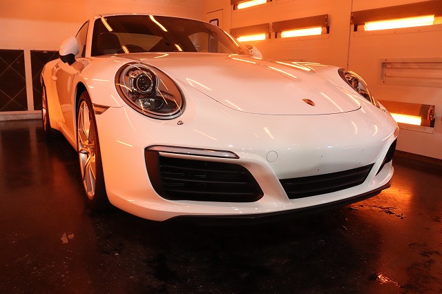 ポルシェ911カレラ 遠赤外線ブース - トータルカービューティIIC ポルシェ911カレラ 遠赤外線ブース