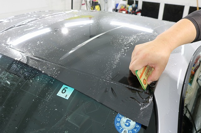 - トータルカービューティIIC 習志野市よりお越し(*^^*)M様のご愛車トヨタ86のルーフにカラープロテクションを施工致しました。 東京都 千葉県