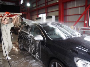 VOLVO V60 洗車 - トータルカービューティIIC VOLVO V60 洗車