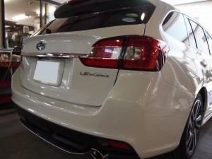 スバルレヴォーグ 後ろ - トータルカービューティIIC スバルレヴォーグ 後ろ