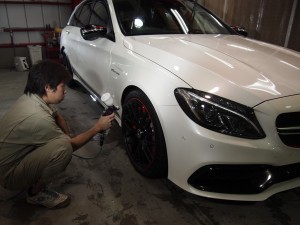 ベンツC63 吹き付け