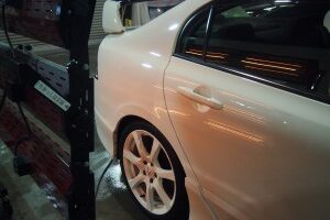 ホンダシビック 遠赤外線乾燥