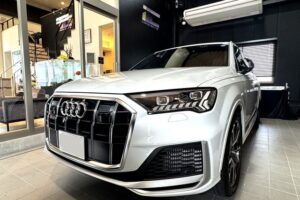【アウディ SQ7】セラミックコーティング（市川市）