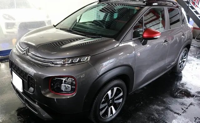 シトロエン・C3 AIRCROSSにセラミックコーティングを施工