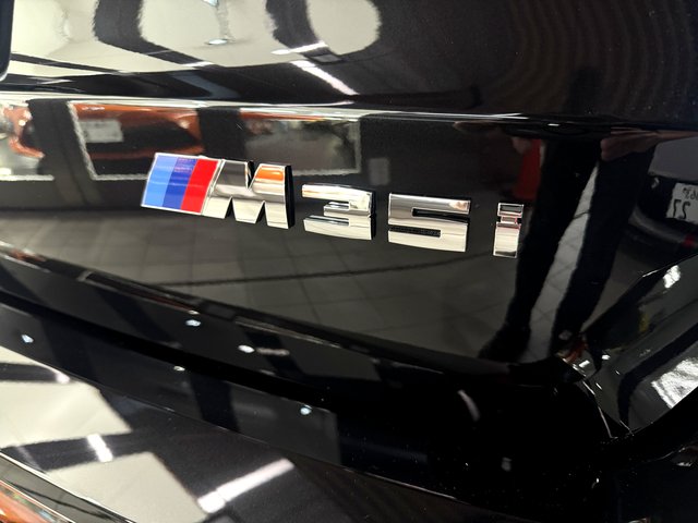 BMW X1 リアエンブレム セラミックコーティング