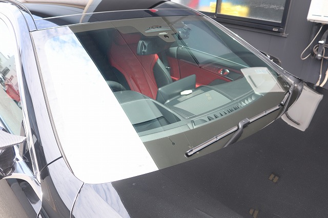BMW8シリーズにコボテクトサンブロックフィルムを施工