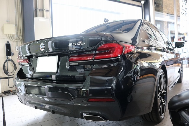 IMG_3992-1 - トータルカービューティIIC BMW530e リア