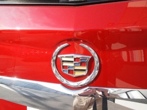キャデラック エンブレム - トータルカービューティIIC キャデラック エンブレム