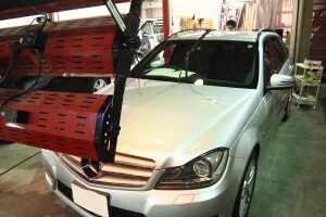 メルセデスメンツC200　遠赤外線