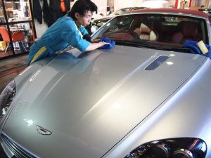 アストンマーティンヴァンテージロードスター 拭きあげ - トータルカービューティIIC アストンマーティンヴァンテージロードスター 拭きあげ
