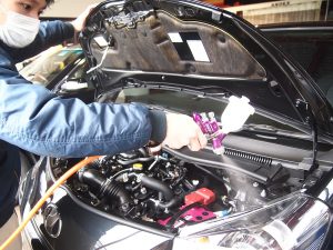 トヨタiQ エンジンルームコーティング - トータルカービューティIIC トヨタiQ エンジンルームコーティング