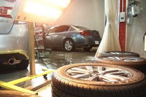 トヨタランドクルーザー ホイールコーティング 遠赤外線