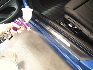 BMW440i サイドステップ 吹き付け - トータルカービューティIIC BMW440i サイドステップ 吹き付け