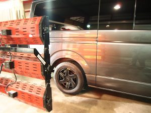 トヨタハイエース 遠赤外線 - トータルカービューティIIC トヨタハイエース 遠赤外線